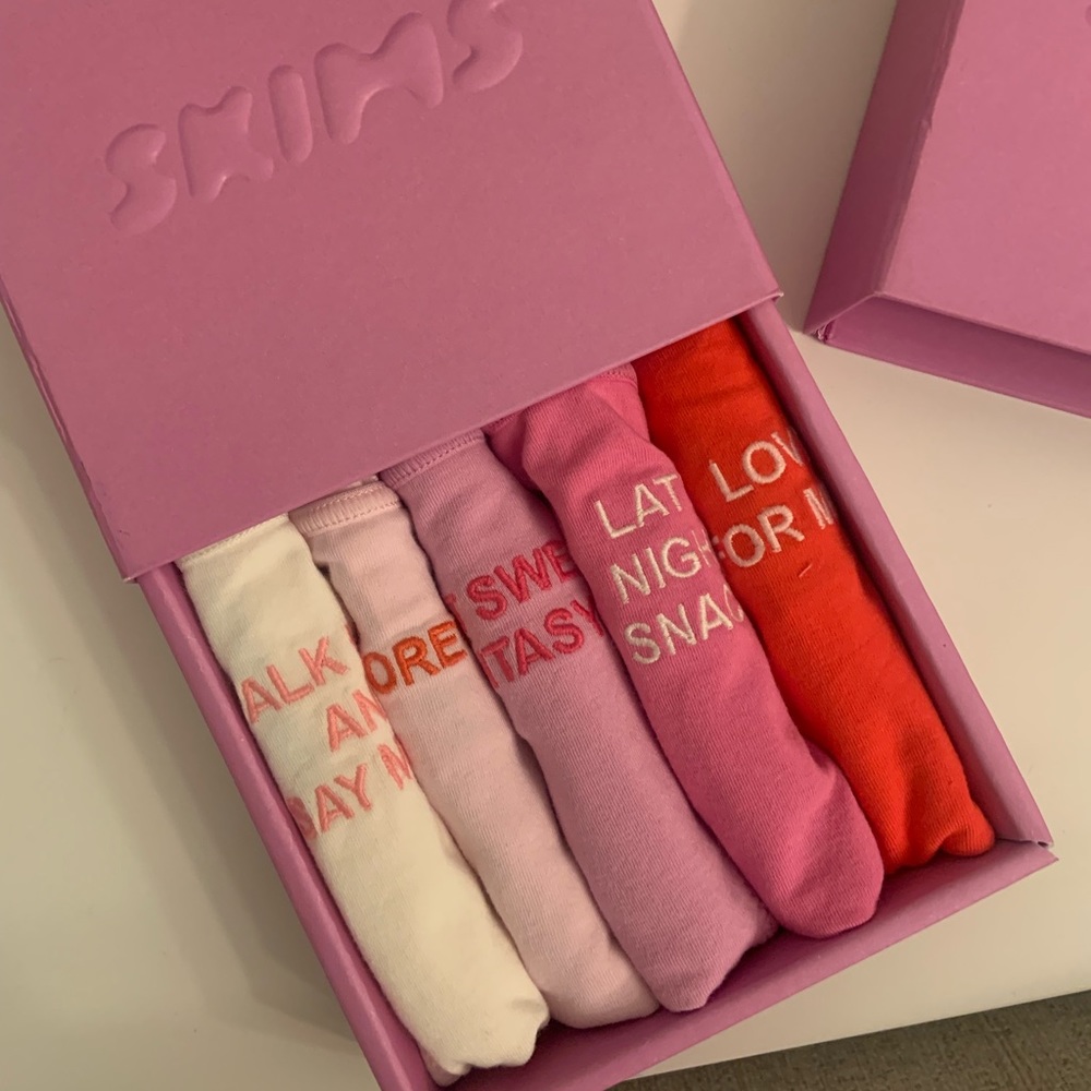 SOLD SKIMS Cotton Jersey String Bikini 5-Pack Valentine’s Day